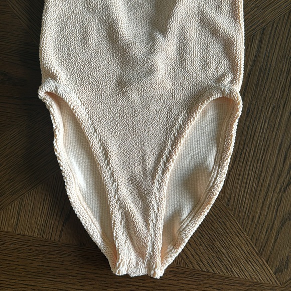 HUNZA G Domino One-Piece Swimsuit, BRAND NEW, Blush, $255 - Picture 10 of 13